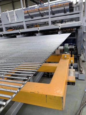 স্টিল বার ওয়্যার সোজা করা এবং কাটার মেশিনের ব্যাস 4-8 মিমি